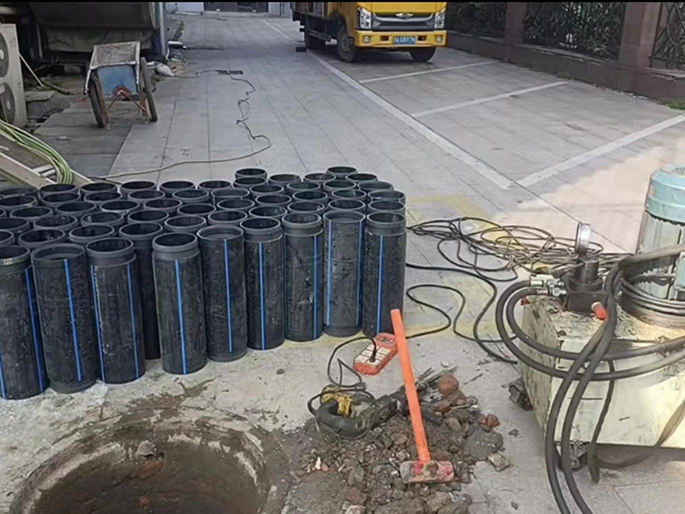 尚义PE置换管厂家 DN315置换管 非开挖管短管置换